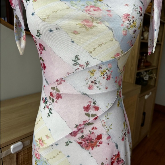 Princess Polly | Smitten Asymmetric Maxi Dress - Picture 3 of 8